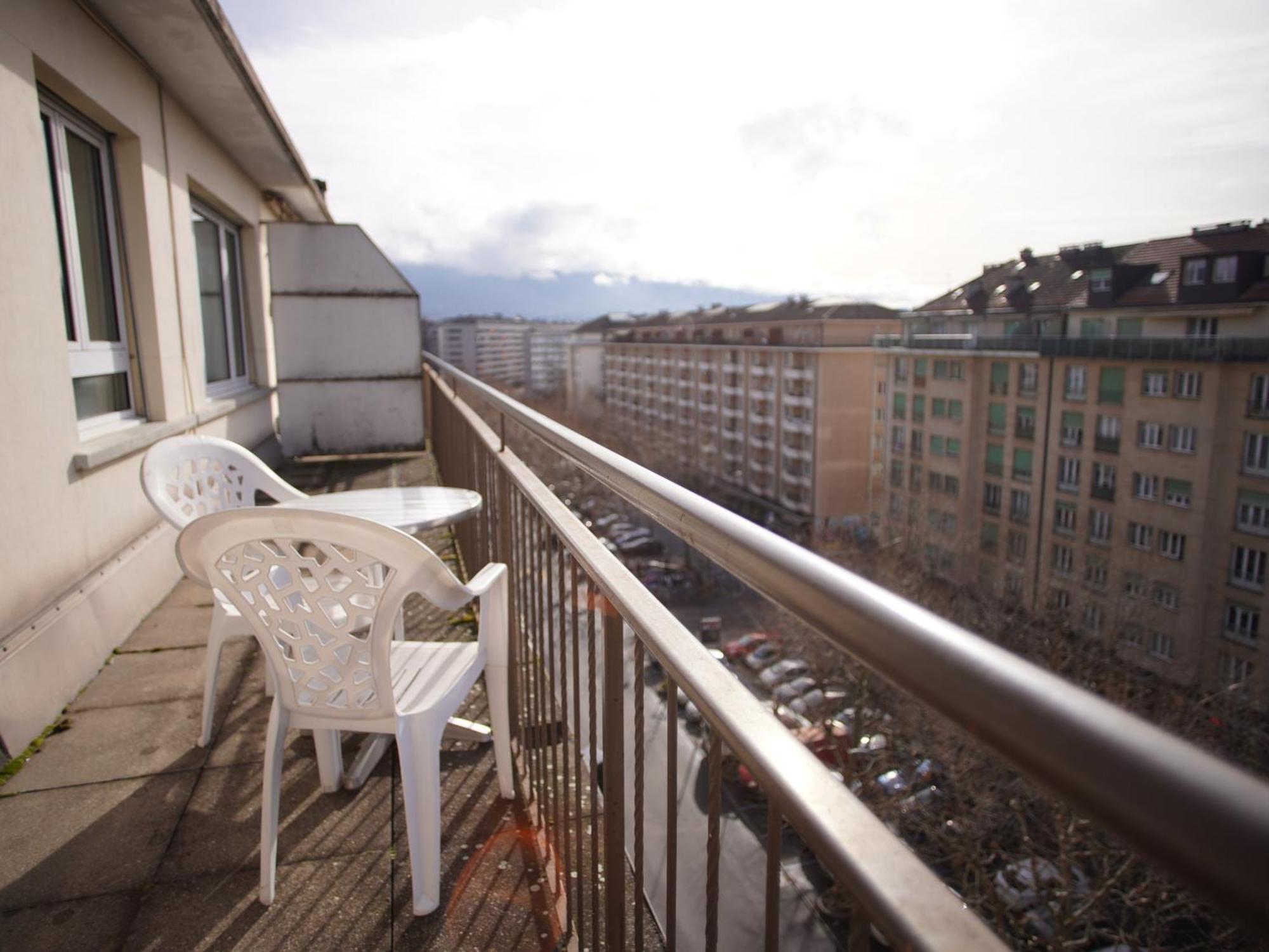 Primadom Aparthotel Женева Экстерьер фото