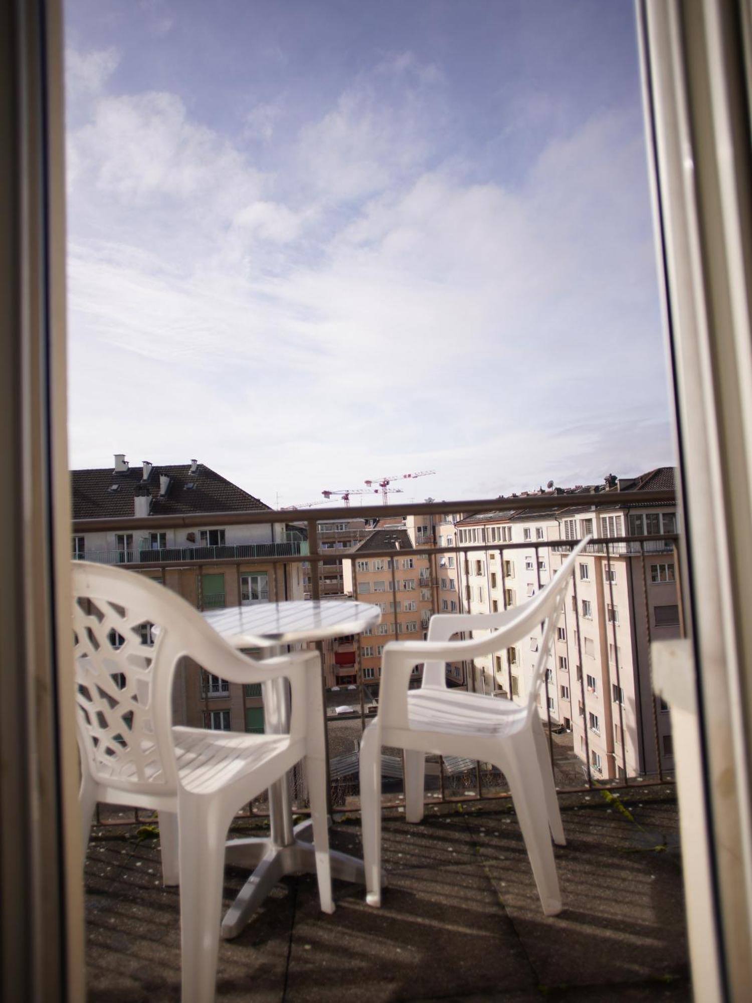 Primadom Aparthotel Женева Экстерьер фото