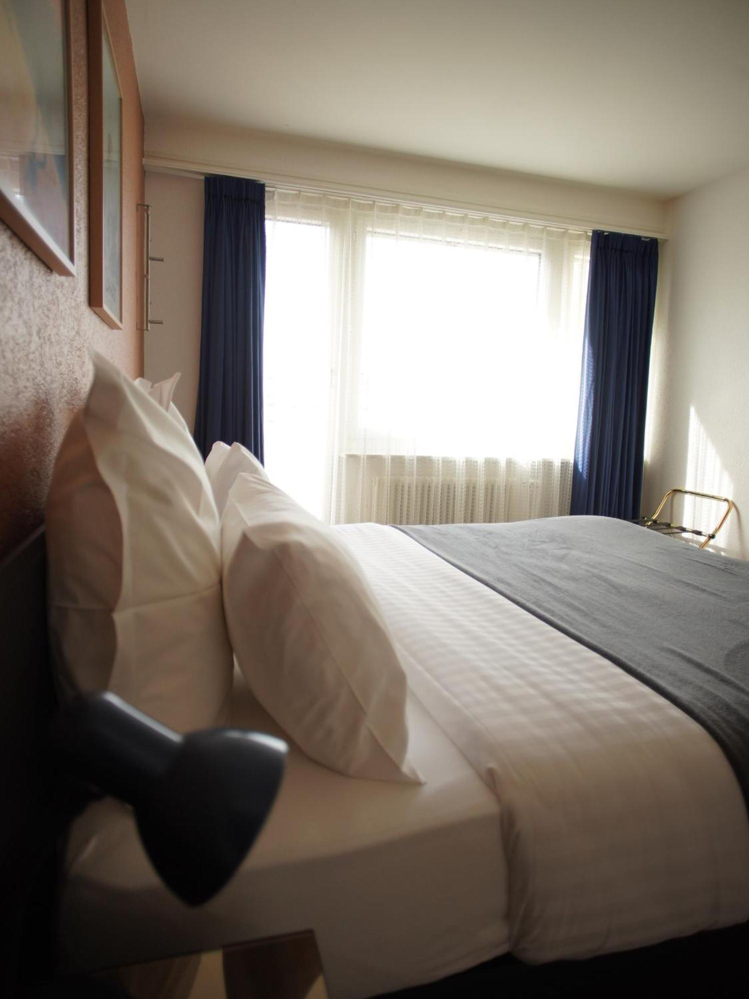 Primadom Aparthotel Женева Экстерьер фото