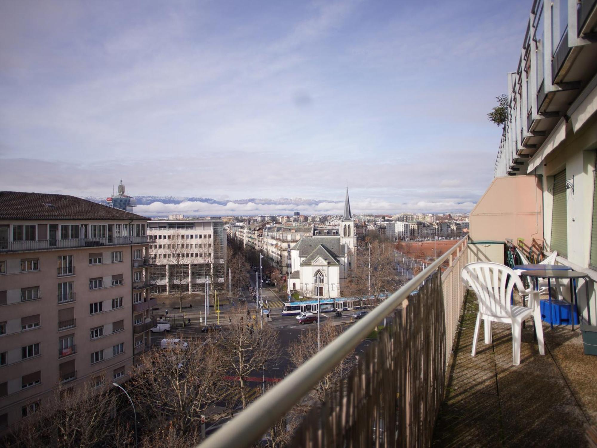 Primadom Aparthotel Женева Экстерьер фото
