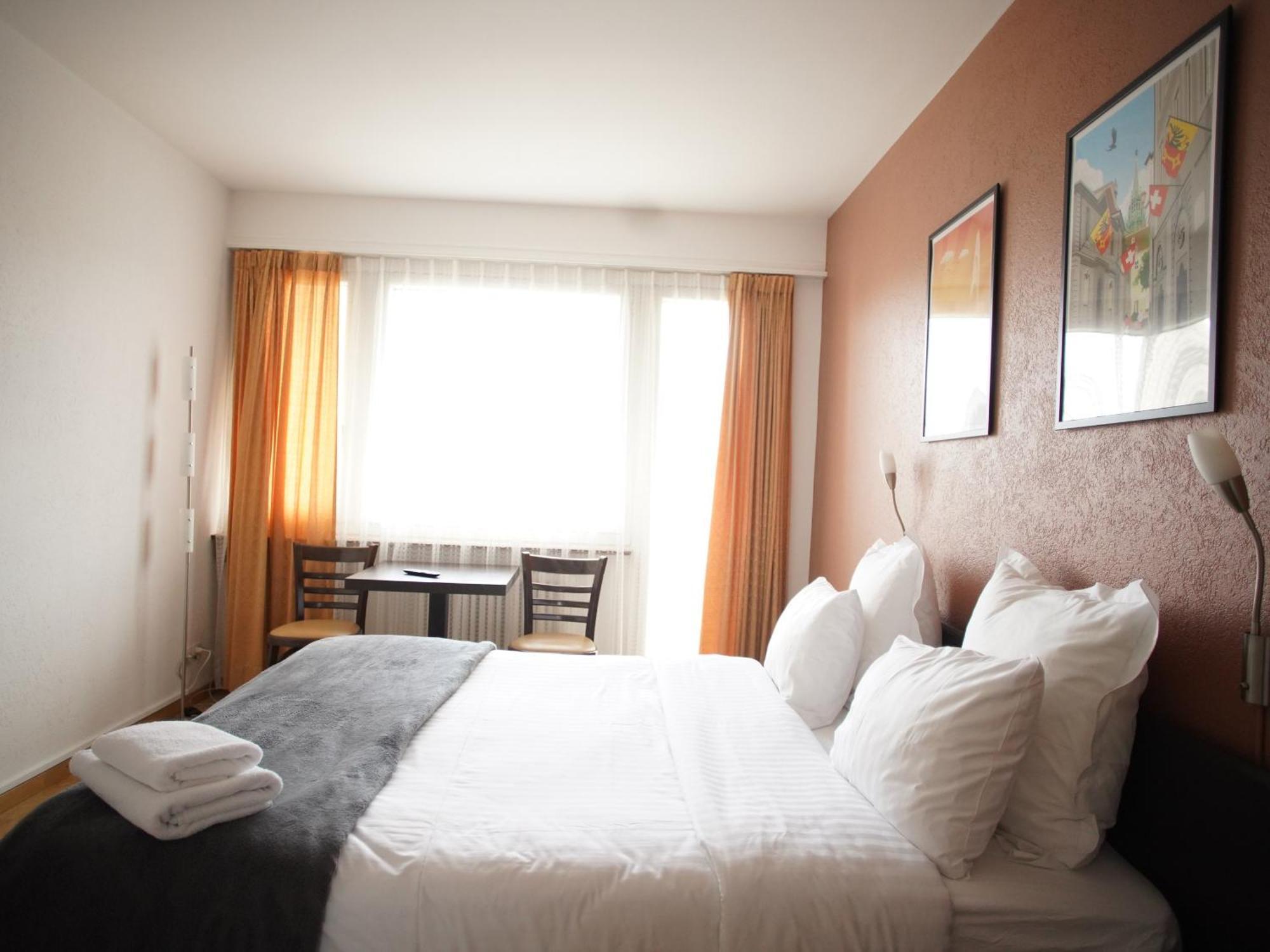 Primadom Aparthotel Женева Экстерьер фото
